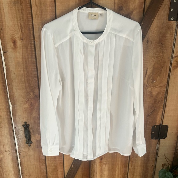 Elie Tahari Tops - Elie. Elie Tahari White Tuxedo Pleated Blouse Long Sleeves Size XL